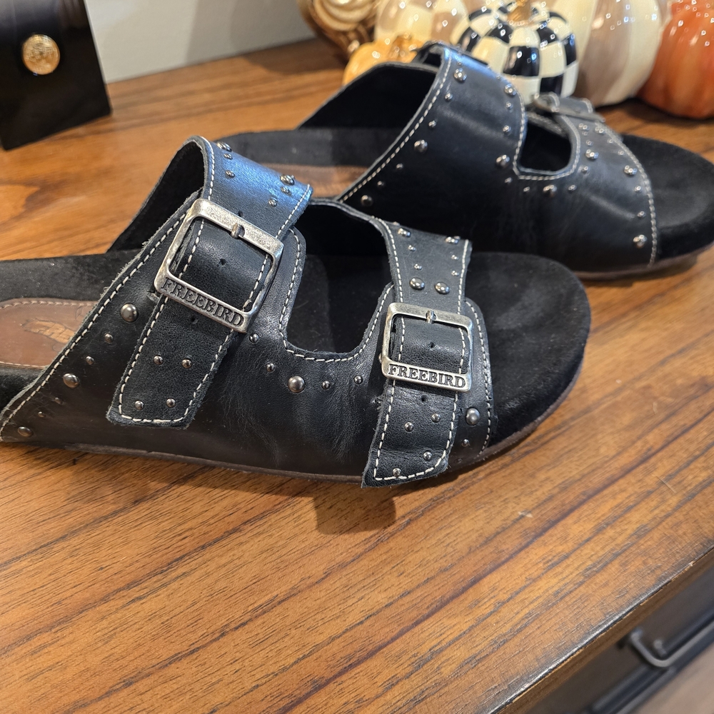 Freebird by Steven Asher Black Sandals - Picture 2 of 4